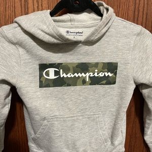 Champion outfit